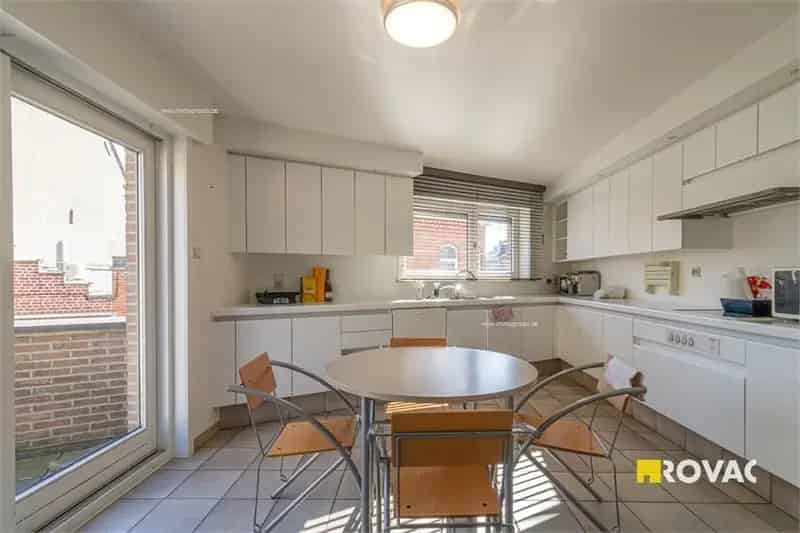 Kantoorruimte te huur Izegem - 399m²