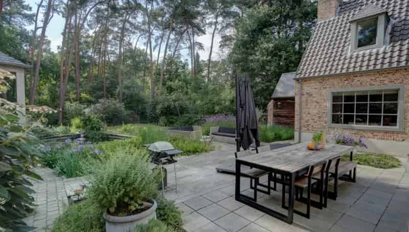 Exclusieve Villa 480m² te Koop - 5 slaapkamers, Zwemvijver, Rustige ligging