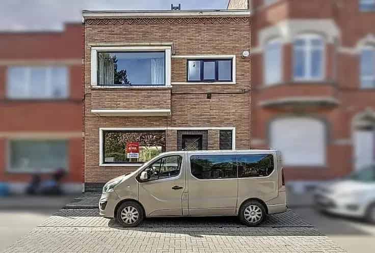 Huis Te Koop Gent:  Renovatieproject Nabij Station Sint-Pieters
