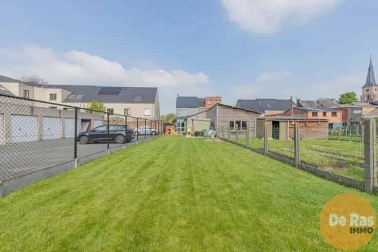 Huis Te Koop Wichelen Instapklaar 3 Slaapkamers Tuin Garage