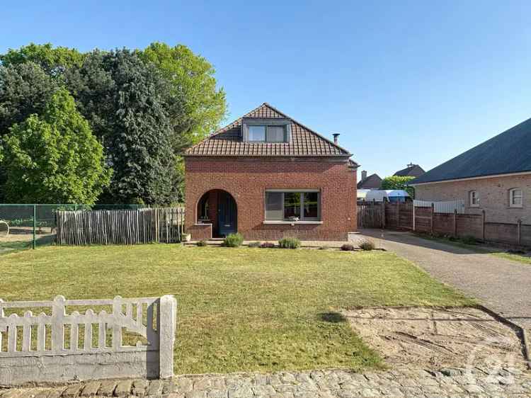 Huis te koop Morkhoven: Instapklare woning met tuin