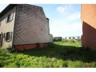 Bouwgrond Halle - 435m² - Gelegenheid tot bouw gesloten bebouwing