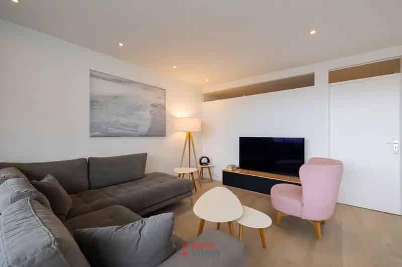 Residentie Mosselbank Nieuwpoort: Gerenoveerd Appartement met Terras en Zeezicht