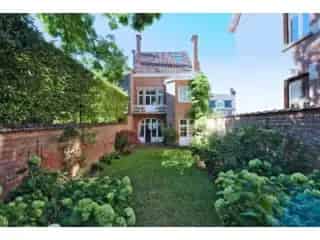 Herenhuis te koop Ukkel 350m² 5 slaapkamers Grote tuin