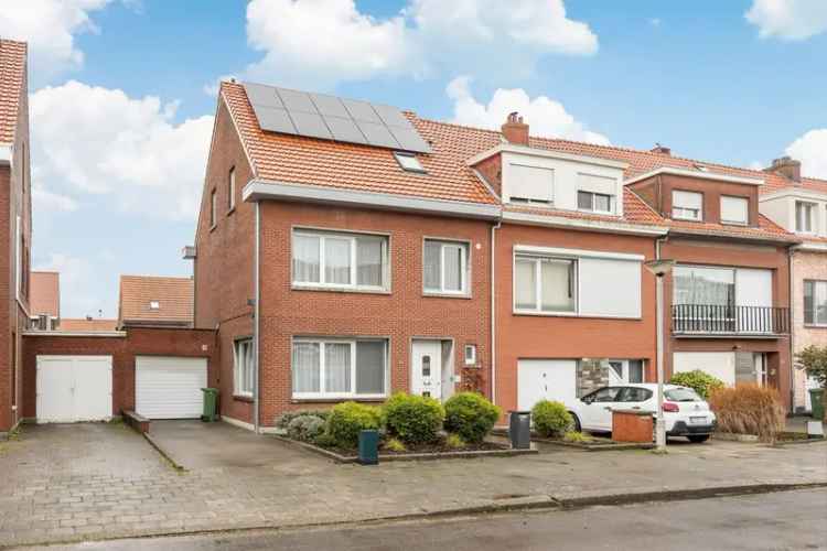 Ruime halfopen woning met tuin, garage en 4 slaapkamers