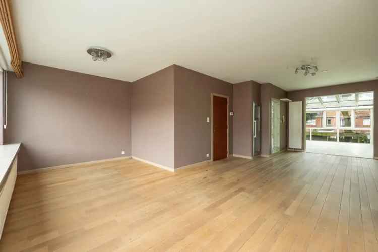 Te koop bel-etagewoning met 3 slpks en polyvalente ruimte