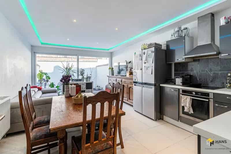 Huis te Koop Antwerpen 4 slaapkamers 2 badkamers Garage Tuin