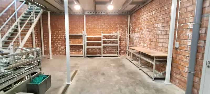 Magazijn te Huur Evergem 90m²