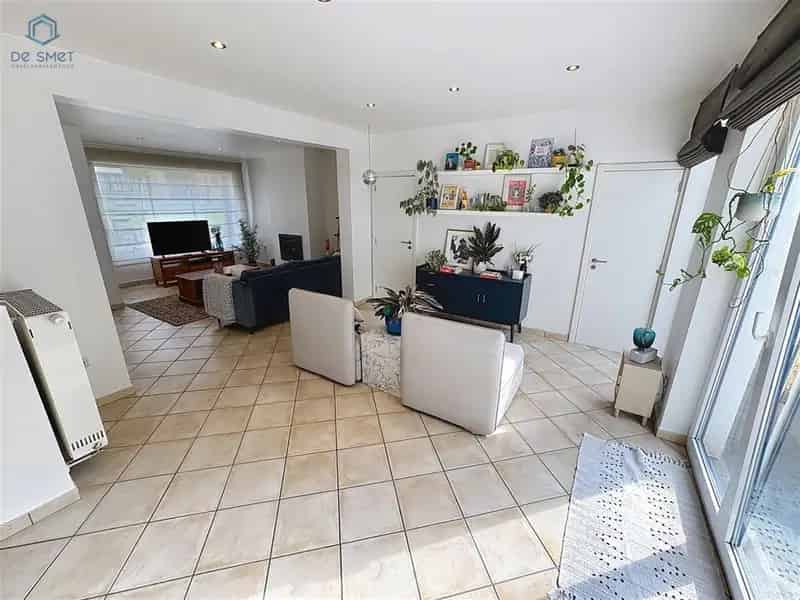 Huis te koop in Smeerebbe Vloerzegem 3 slaapkamers ruime garage