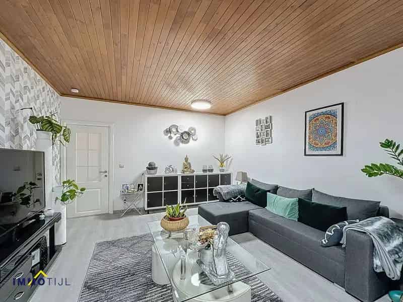 Gezinswoning met garage te Aalst