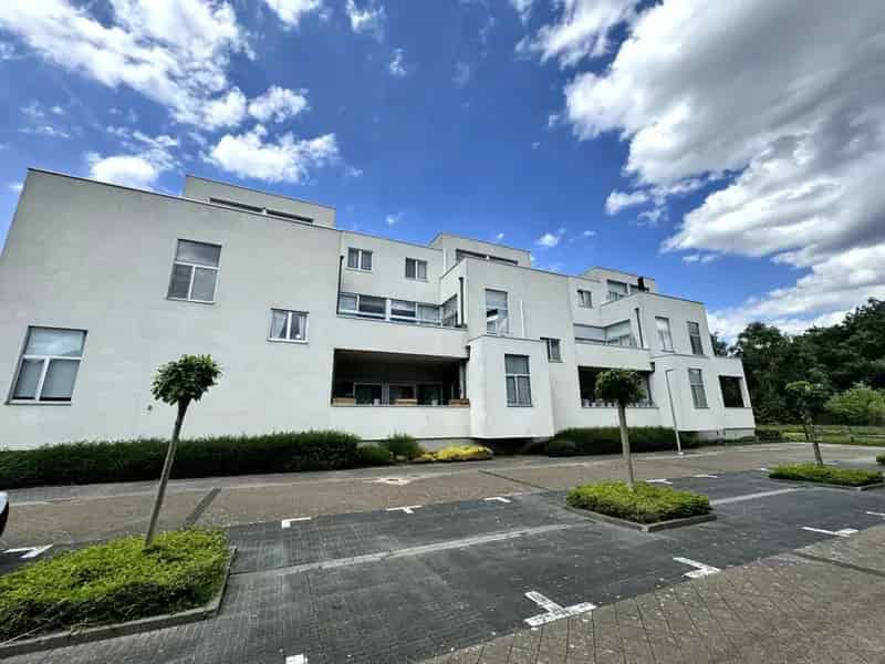 Ruim Appartement te Koop Hasselt 2 slaapkamers Terras Garage