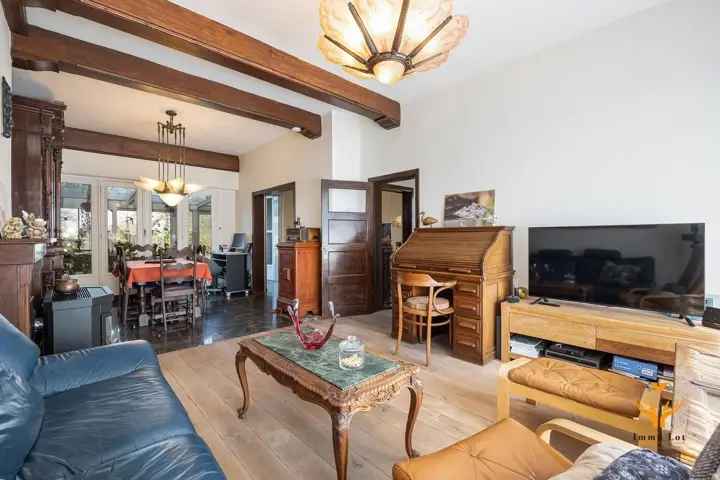 Huis te koop Kalken 1777m2