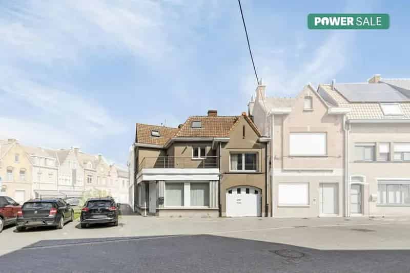 Opbrengsteigendom Ieper Centrum 3 Entiteiten Te Renoveren