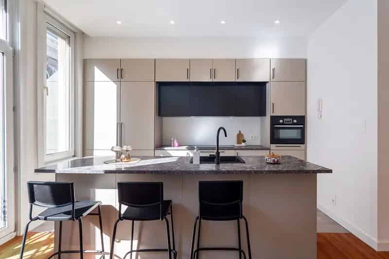 Ruim Appartement Zuid 2 slaapkamers Terras Berging
