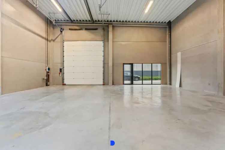 Recente loods van 360m² in Roeselare.