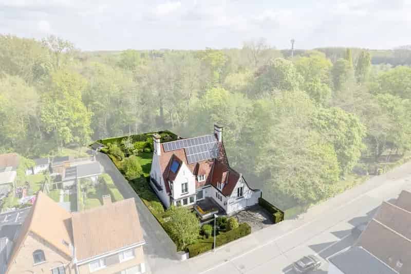 Villa te huur Oostkamp: 5 slaapkamers, tuin, zonnepanelen