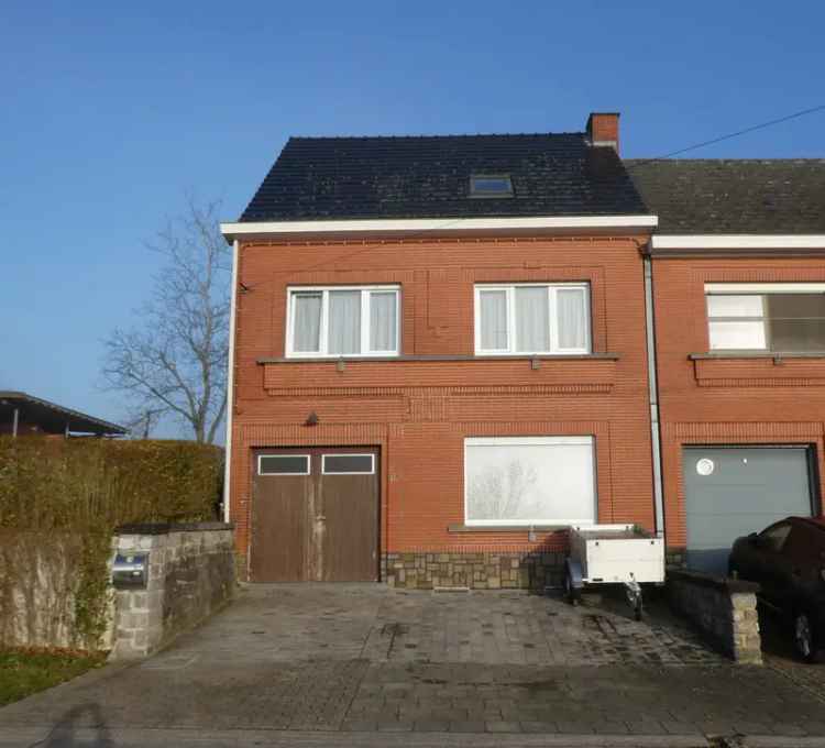 Charmante gerenoveerde woning op 698m² met zonnige tuin, terrassen en landelijk uitzicht!