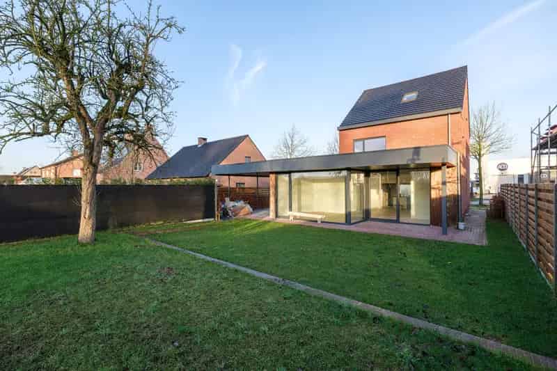 Gerenoveerde Huis te Huur Hoogstraten 3 slaapkamers