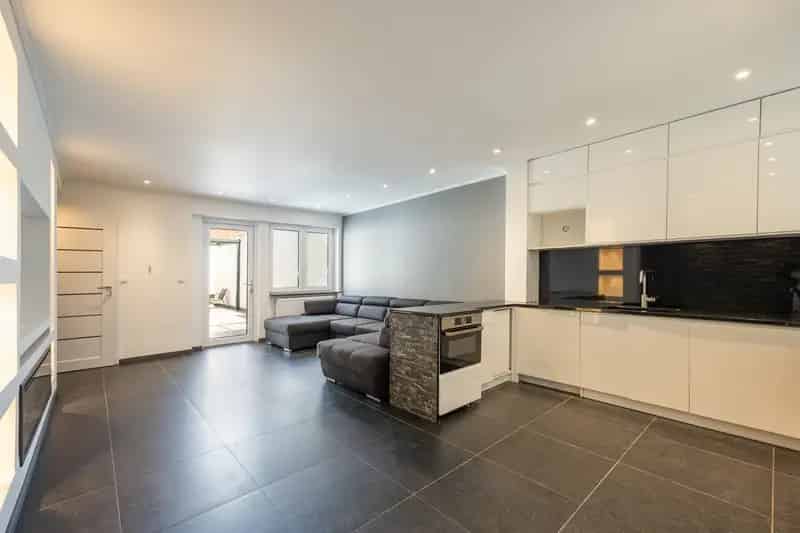 Gerenoveerde woning te koop Merksem 4 slaapkamers