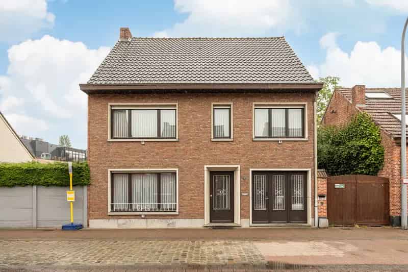 Huis te huur: 3 slaapkamers, renovatieproject, grote tuin