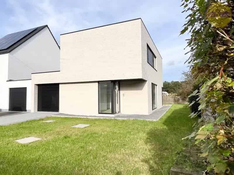 Nieuwbouwwoning 3 slaapkamers 365m²