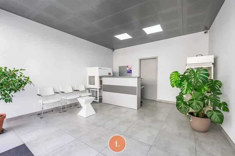 Handelspand met Woning te Menen Centrum