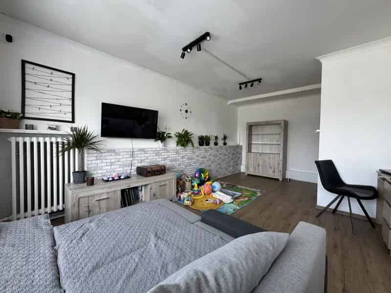 Appartement 110m2 Rustig gelegen 2 slaapkamers terras