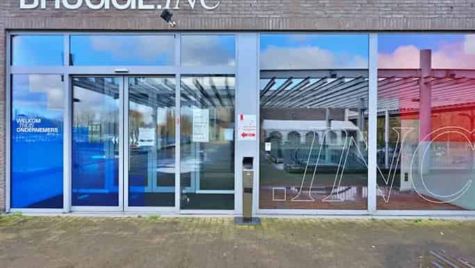 Kantoor te Koop Stationsplein Brugge 460m²