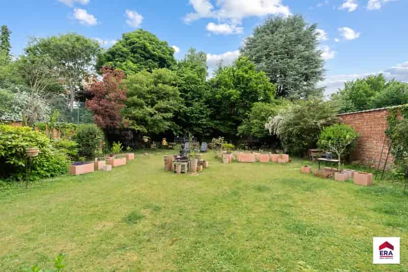 Gelijkvloers appartement Laeken met tuin nabij Atomium