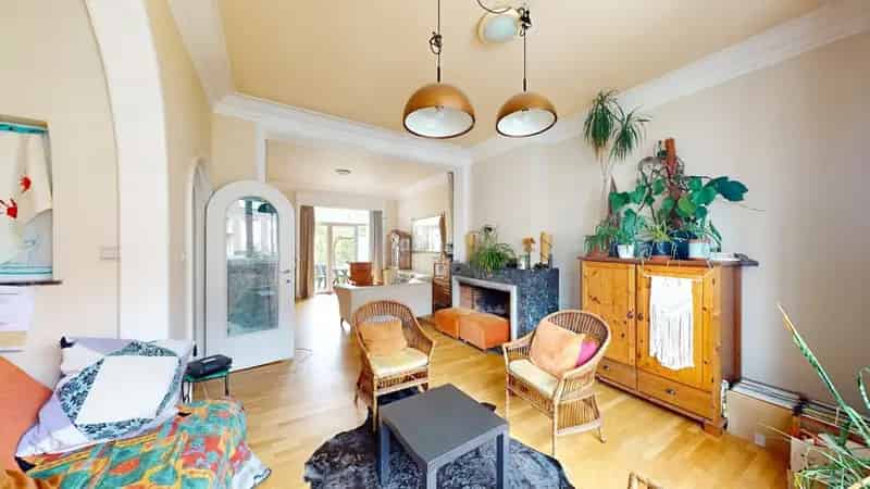 Huis te Schaerbeek 5 slaapkamers tuin garage