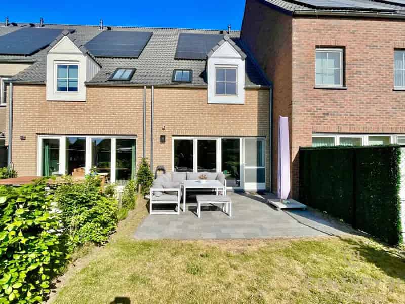 Energiezuinige gezinswoning te huur met jacuzzi en 3 slaapkamers