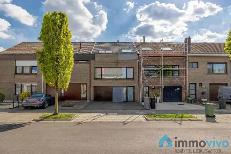 Huis te koop Schelle: 4 slaapkamers, 2 badkamers, garage, zuidtuin