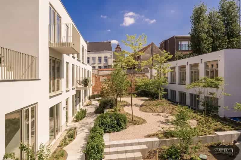 Nieuw Duplex Appartement te Huur in Monumentaal Complex