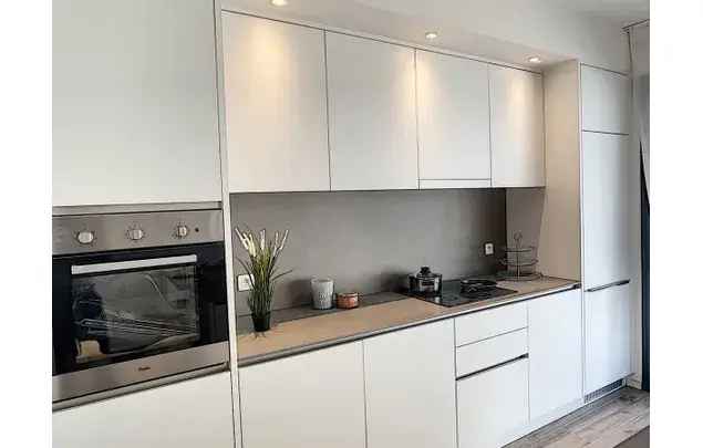 Huur 3 slaapkamer huis van 136 m² in Brussels