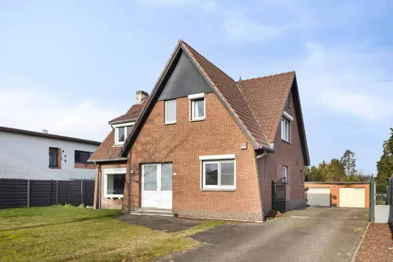 Ruim Familiehuis 4 Slaapkamers Grote Tuin