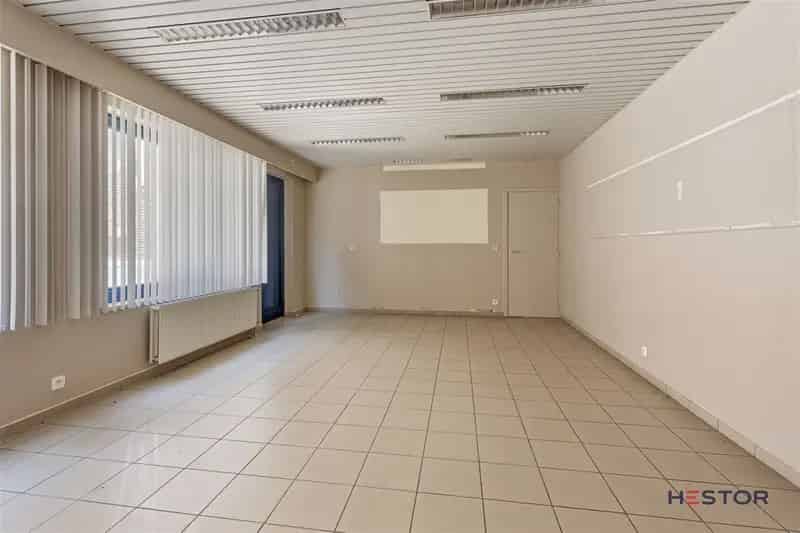 Commerciële Ruimte Kantoor 73m2 te Huur
