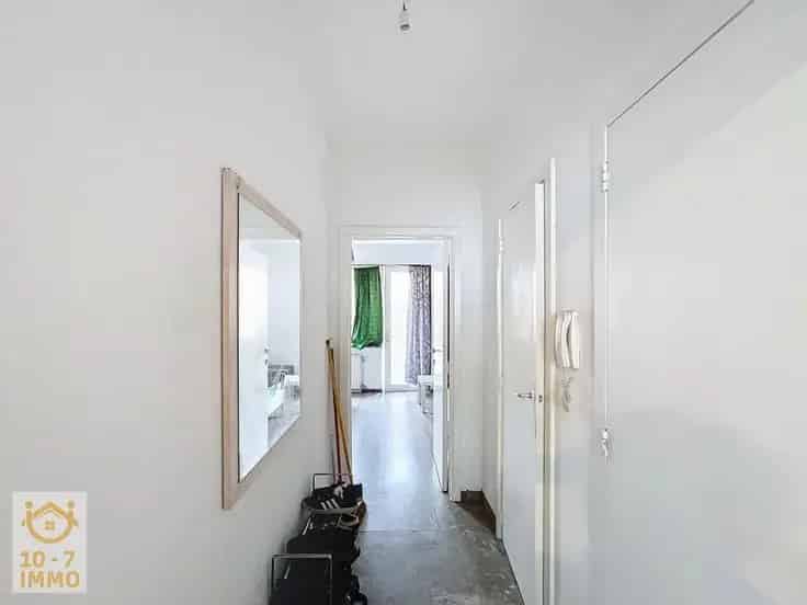 Appartement Te Koop Schaerbeek - Gerenoveerd