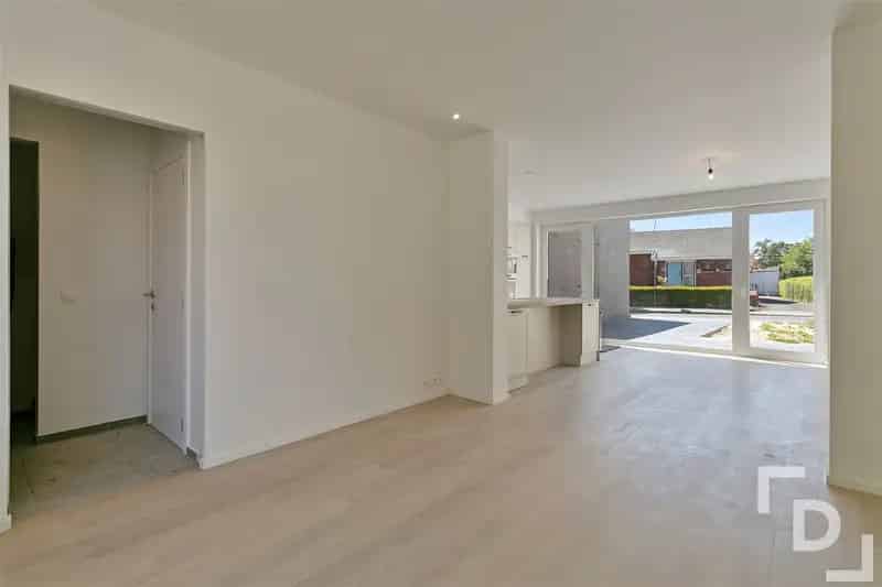 Huis te koop Kruiseke 3 slaapkamers gerenoveerd