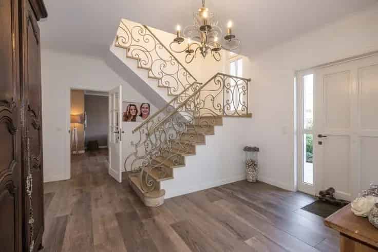Villa Te Koop Hasselt: 4 slaapkamers, zwembad, gerenoveerd