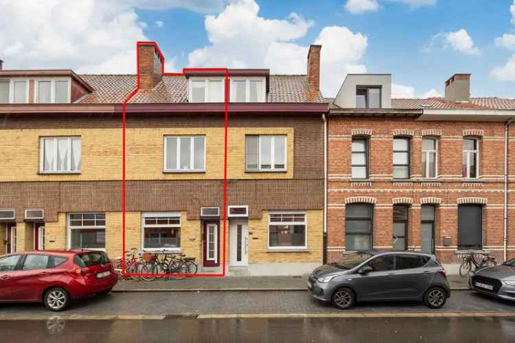 Te renoveren 4 slaapkamer woning in Sint-Niklaas