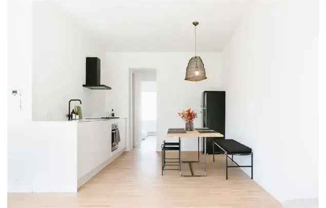 Huur 2 slaapkamer appartement van 66 m² in Antwerp