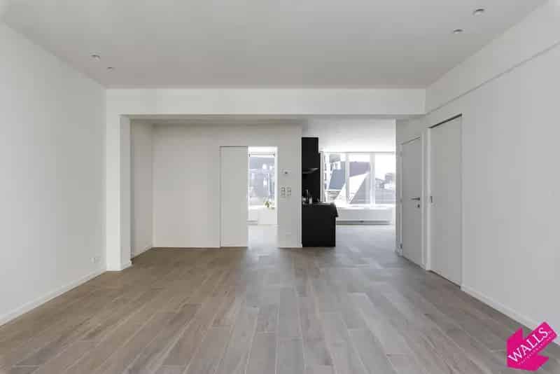 Luxueus gerenoveerd appartement Modewijk