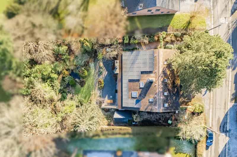 Moderne villa met 5 slaapkamers en grote tuin te Embourg