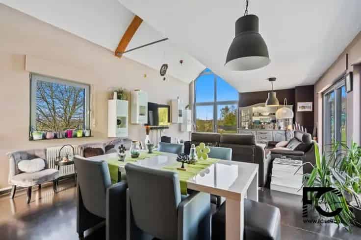 Huis Te Koop Harnoncourt: Architect villa met jacuzzi en 3 slaapkamers