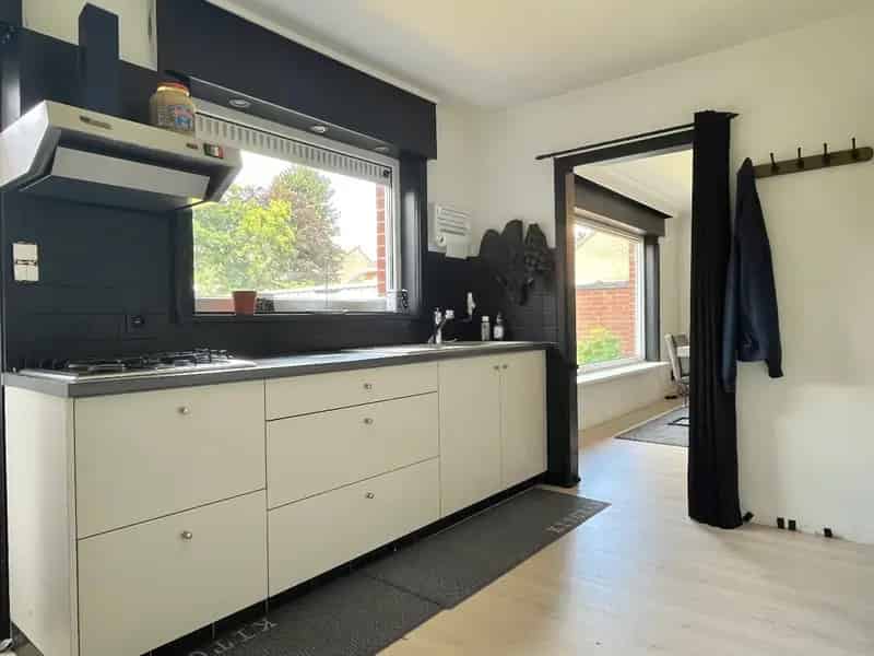 Rijwoning 5 slaapkamers garage Zuidwest tuin