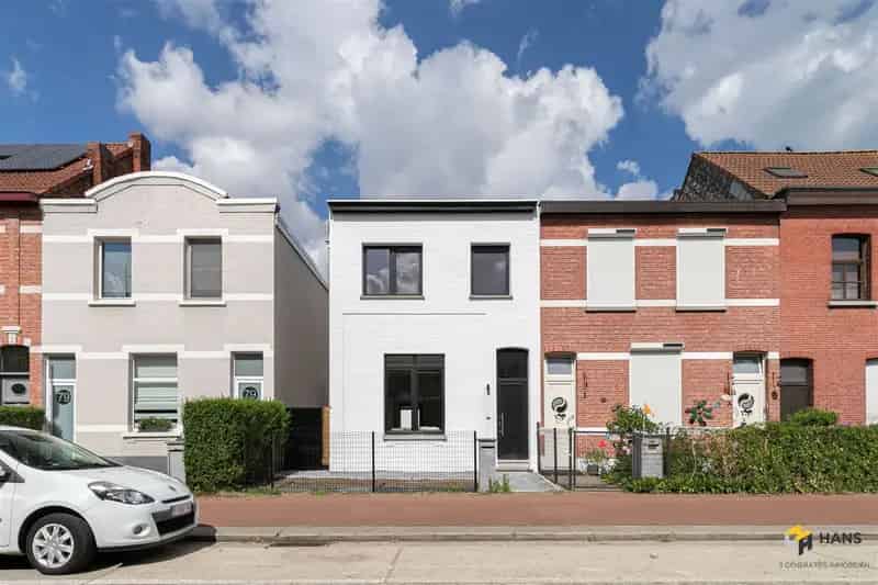 Gerenoveerde woning te Kapellen 3 slaapkamers 130m²