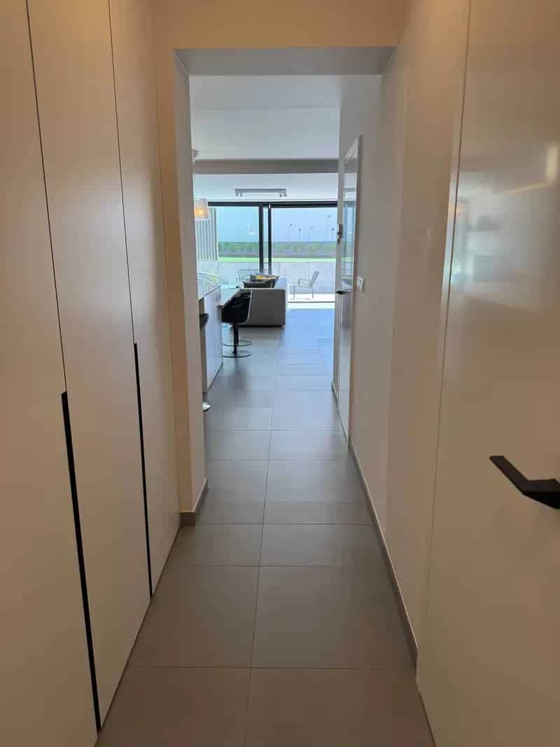 Ruim 3 slpk appartement met XXL terras en garage Dilbeek