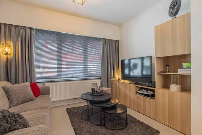 Starterswoning Belsele Centrum 3 slaapkamers Garage 40m2