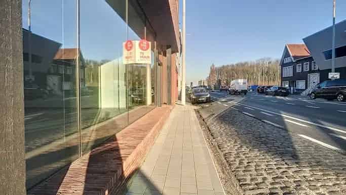 Kantoor te Huur Wevelgem Nabij E17 E403 A19
