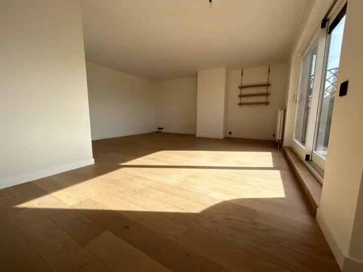 Penthouse Te Koop - 100m² appartement met terras en garage